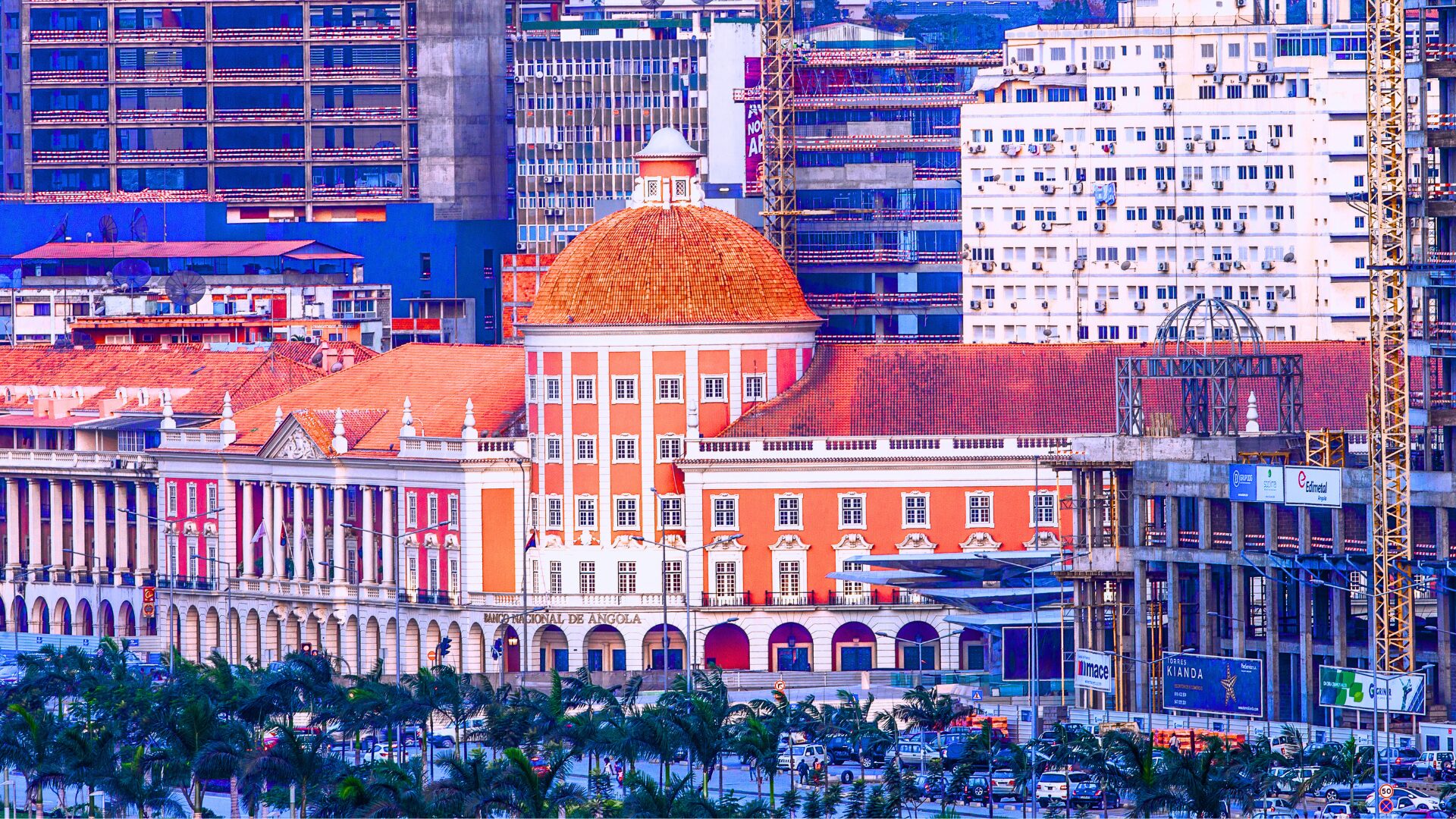 Cultural tour in downtown Luanda
